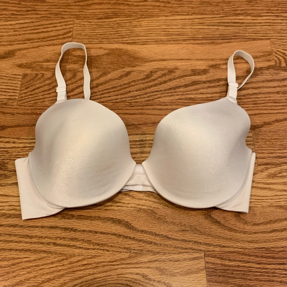 Maidenform White T-Shirt Bra